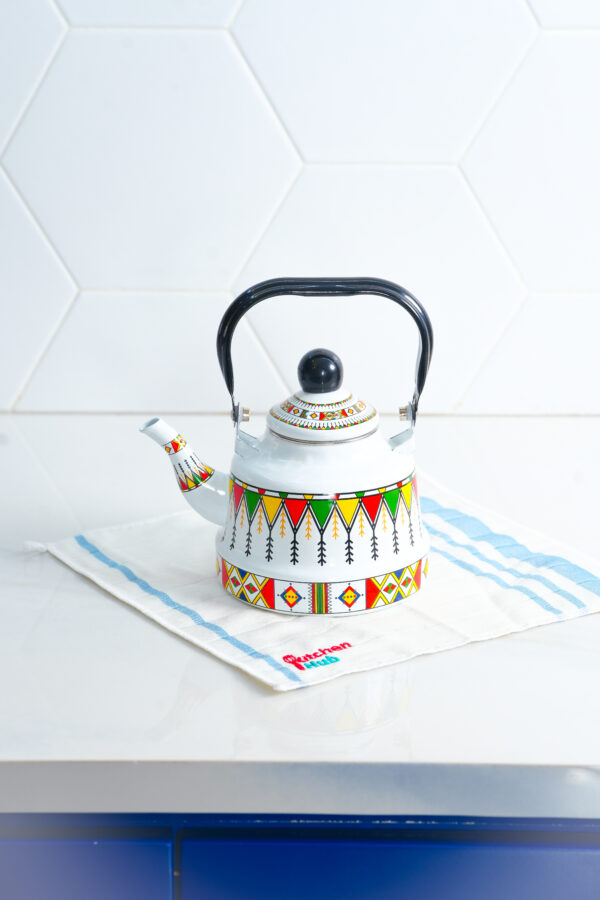 Enamel Coated Kettle 1.1L - White